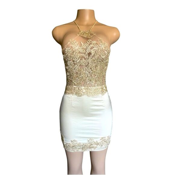 Gorgeous Seek Gold and White Lace Dress - Picture 1 of 8